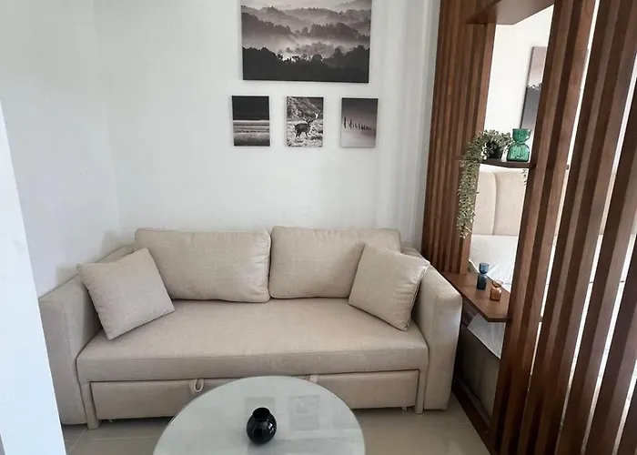 Apartment Serenity In G-cribs